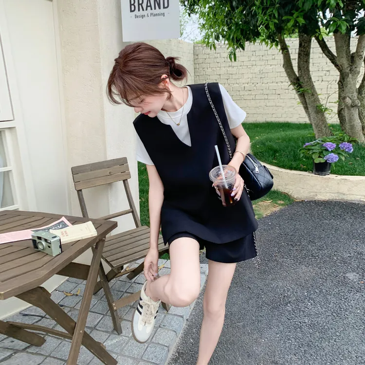 韩系松弛感马甲短裤套装2025女夏新款ins风极简穿搭学院风两件套