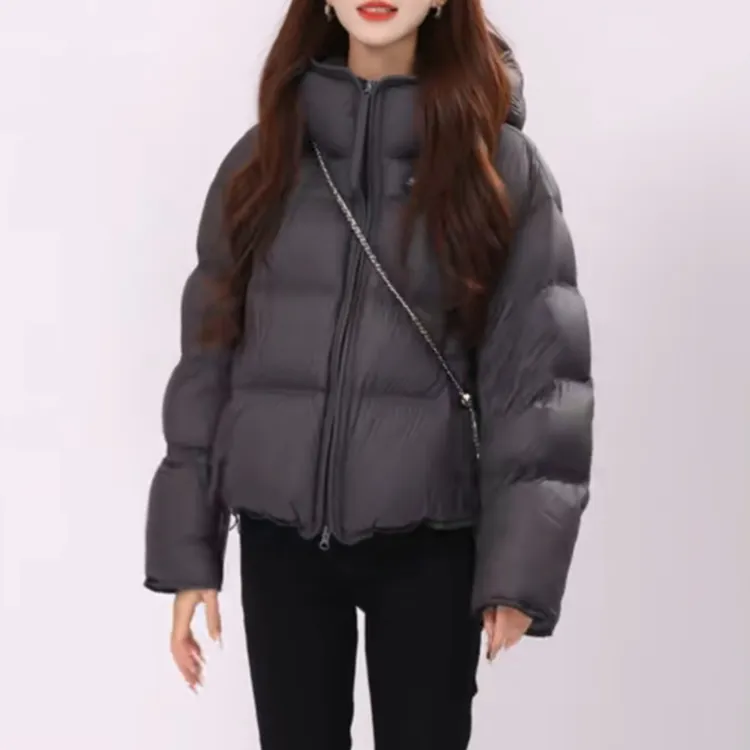 质感短款棉服2025冬季连帽廓形设计蓬松保暖通勤出街高级感