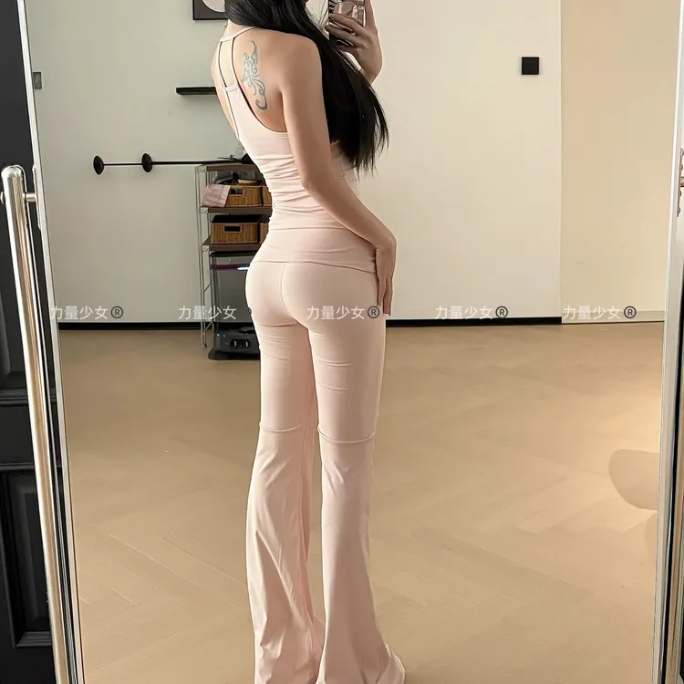 力量少女—欧美超模裤折叠腰设计带胸垫运动背心显瘦奶皮健身长裤