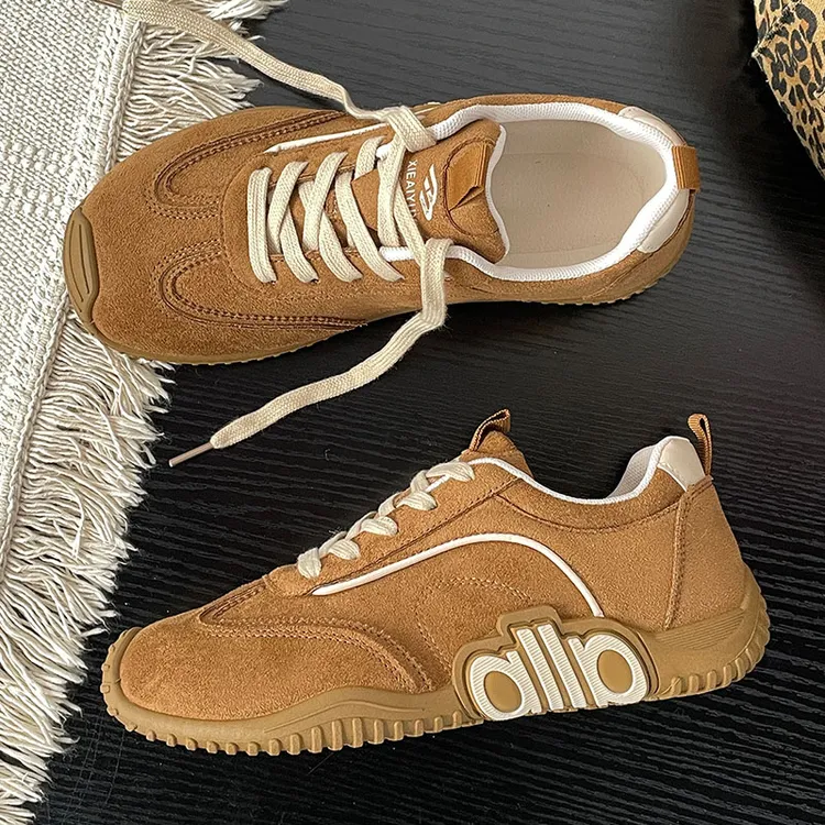 驼色复古百搭软底德训鞋女2026春季新款时尚轻便阿甘运动休闲板鞋