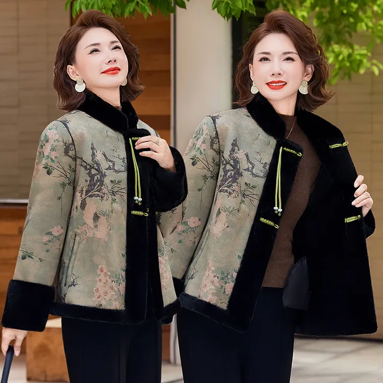 洋气百搭中老年气质女装宽松型双面穿秋冬外套加绒加厚妈妈装外套