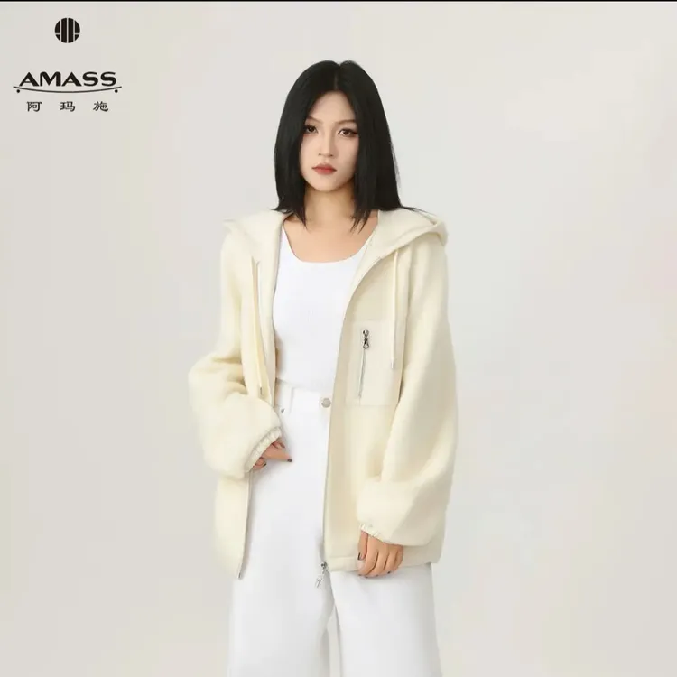 AMASS/阿玛施540086美丽诺绵短款外套休闲羊羔绒帽衫加厚女装