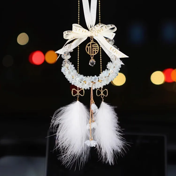 汽车挂件高级感铃兰花挂饰车载后视镜平安福吊坠电动车内装饰挂件