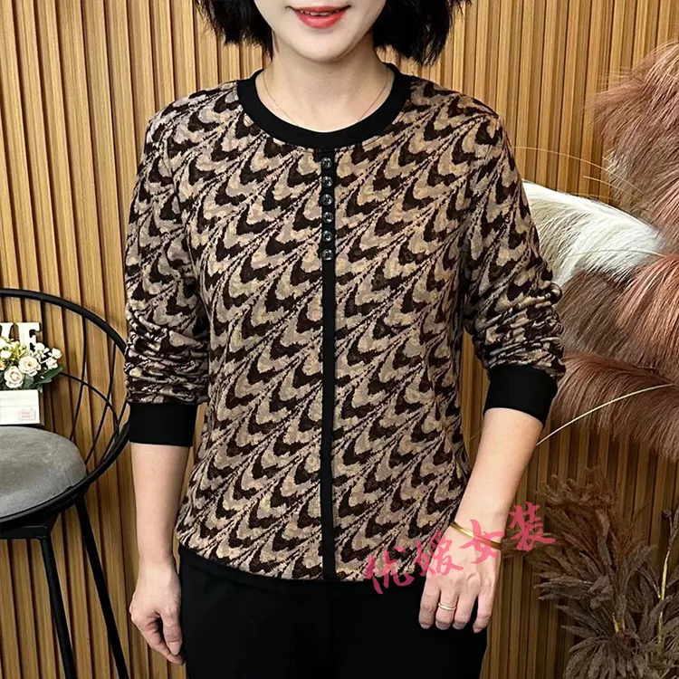 中老年女装秋季时尚圆领印花小衫宽松显瘦百搭洋气妈妈装长袖上衣