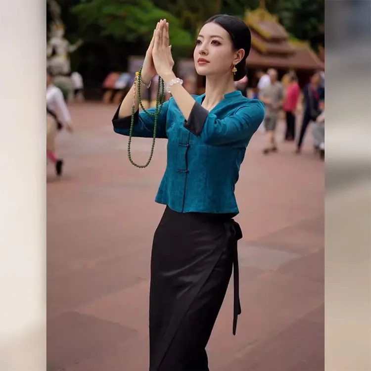 秋季新款新中式国风女装高端气质名媛小香风独特漂亮蓝色盘扣衬衫