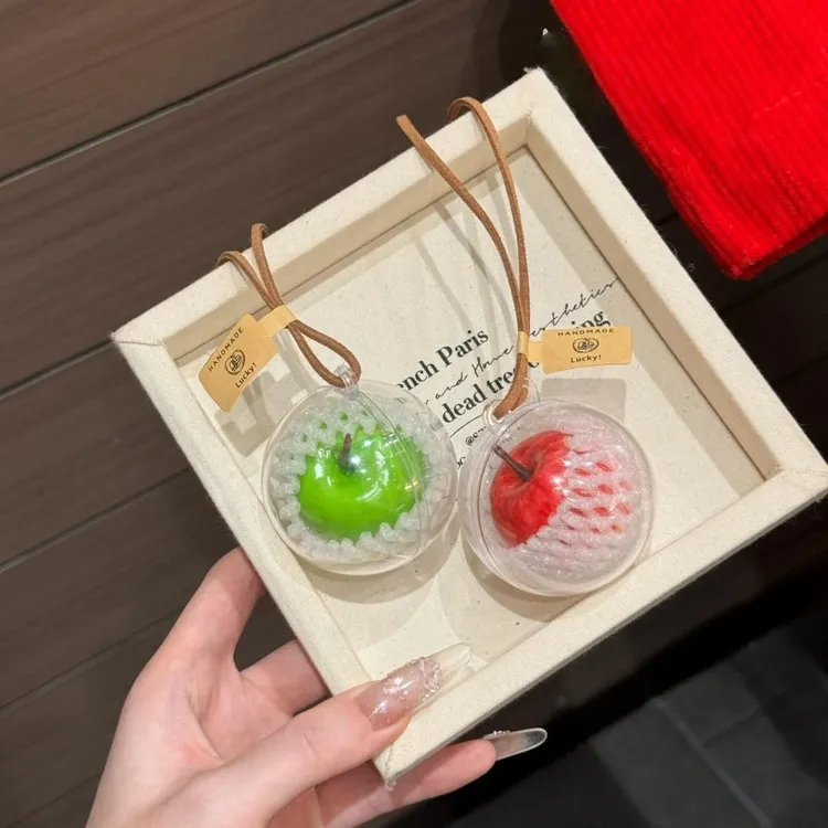 一颗新年会礼扣挂件钥匙扣包包情侣挂件平安果礼物挂件XH