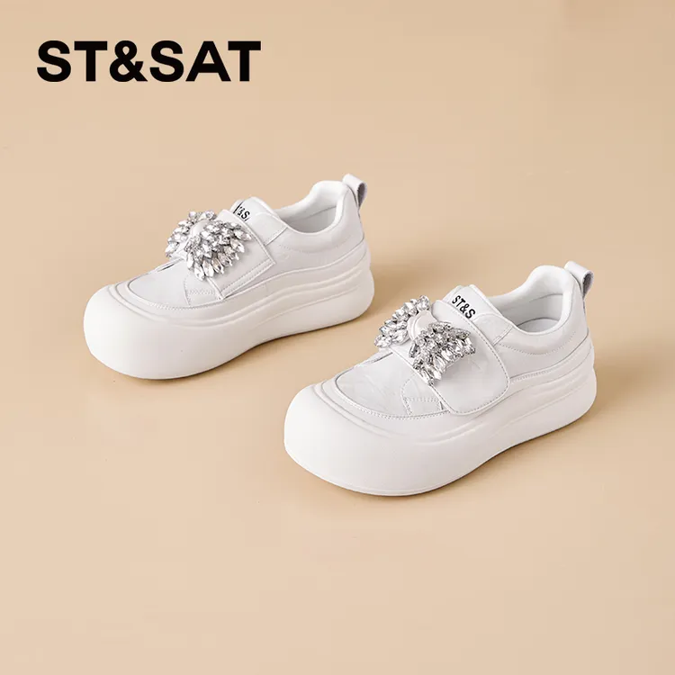 星期六爆款小白鞋女款2025新款秋冬时尚百搭休闲板鞋软底运动鞋女