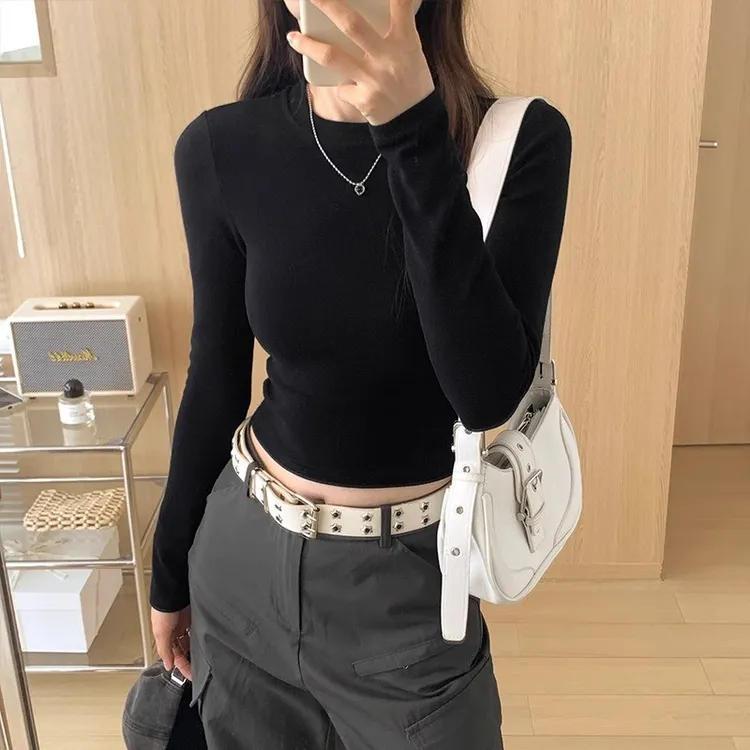 圆领修身黑色T恤女露脐短上衣秋季正肩辣妹ins百搭显瘦长袖打底衫