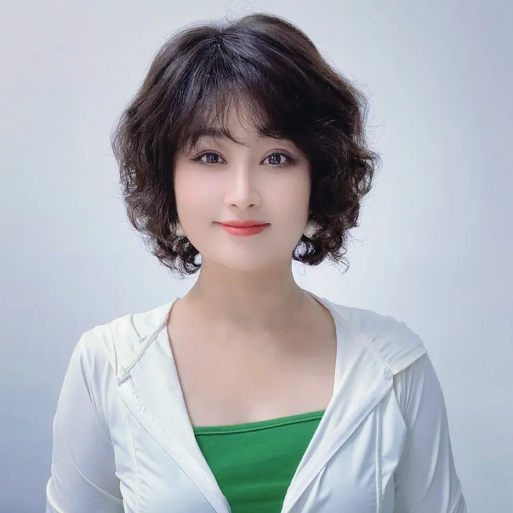 100%全手工钩织中卷女士假发套（约23厘米）