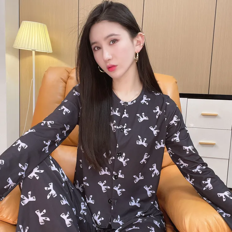 春季新款莫代尔长袖长裤蝴蝶结少女休闲气质时尚印花可外穿家居服