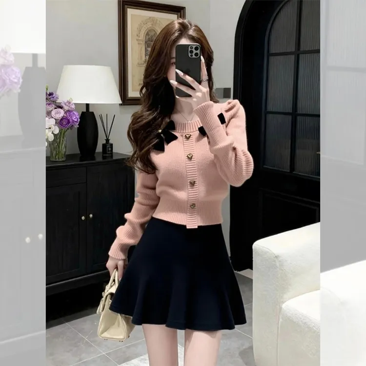 别致独特漂亮内搭粉色拼接蝴蝶结针织小衫女秋冬洋气百搭开衫上衣