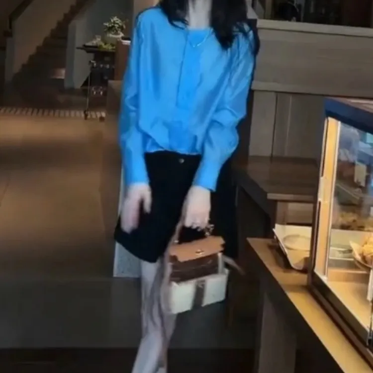 气质慵懒小众显白长袖宽松设计感春秋衬衫女款