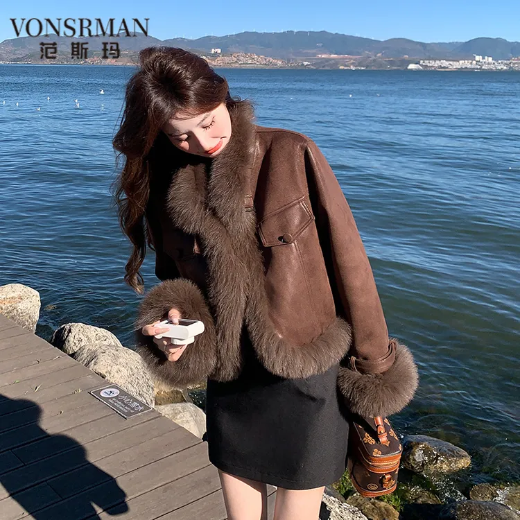 美拉德轻奢气质皮毛一体羽绒服女2025冬新款高端洋派毛绒拼接外套