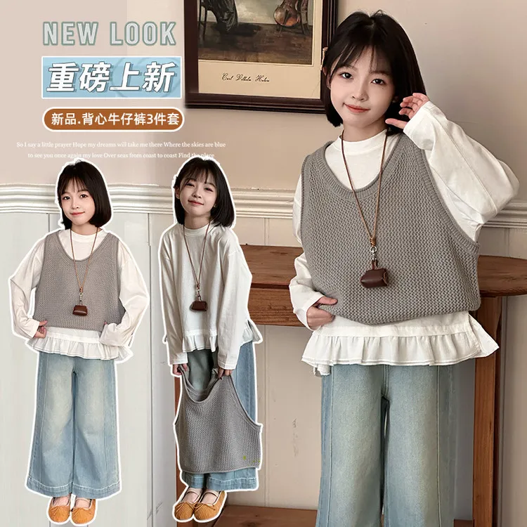 2025女童韩版春秋款套装儿童森系打底衫女蕾丝花边马甲裤子三件套