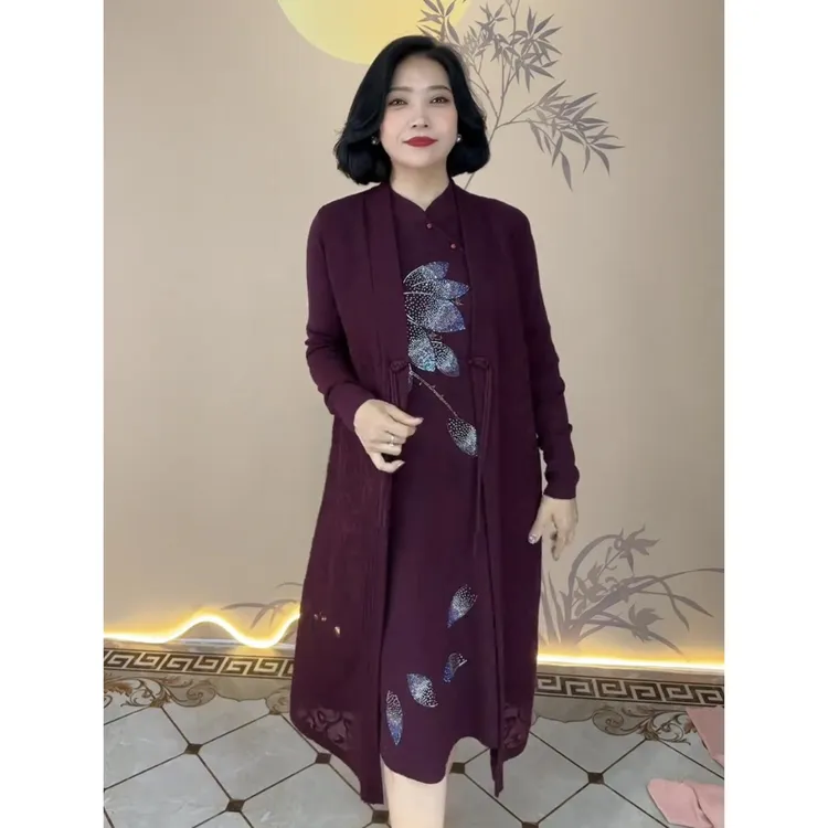 新款秋季冰麻针织时尚两件套复古改良旗袍连衣裙高端镂空盘扣外套