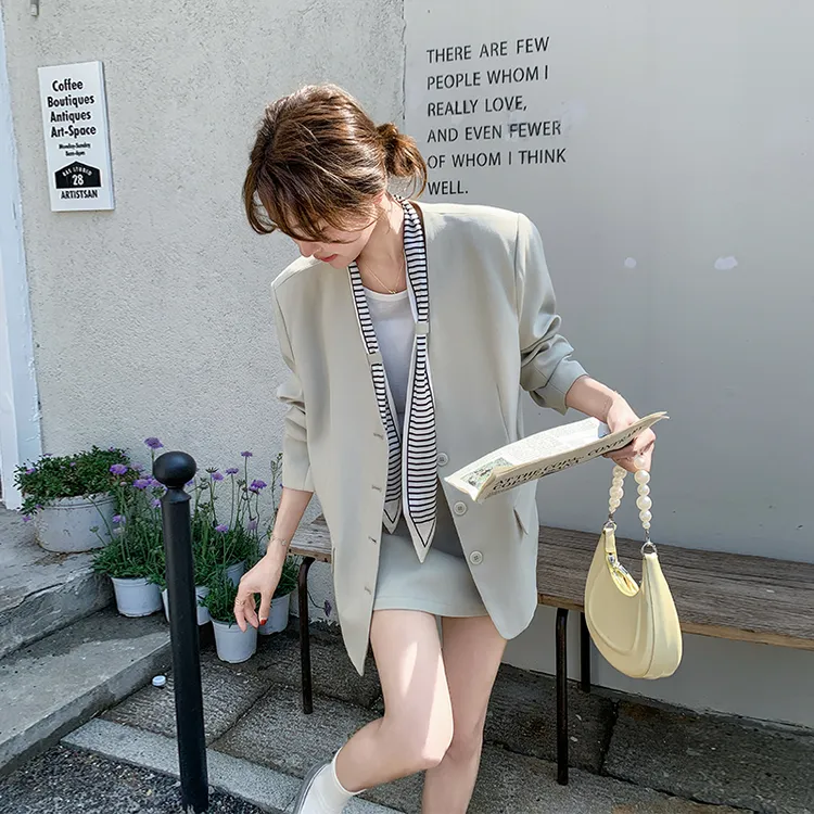 独特漂亮飘带西装套装裙女春2025超火减龄气质ootd穿搭短裙两件套