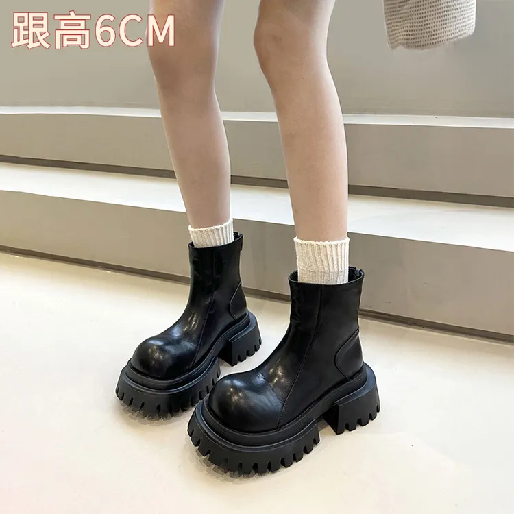 街头甜酷辣妹~秋冬厚底粗跟真皮大头瘦瘦靴女切尔西靴短靴马丁靴