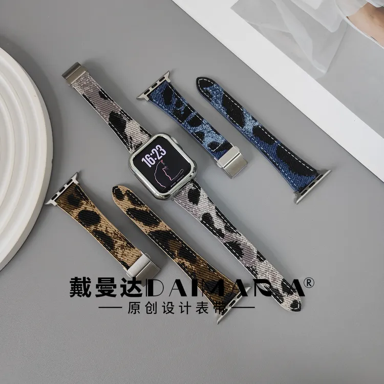 适用于Apple watchs11时尚折叠扣表带是S10987豹纹牛仔个性42