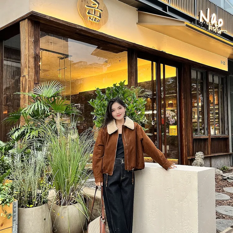 LA.Sheila“逍遥女神”翻领抽绳毛绒外套253-WT/1015-175