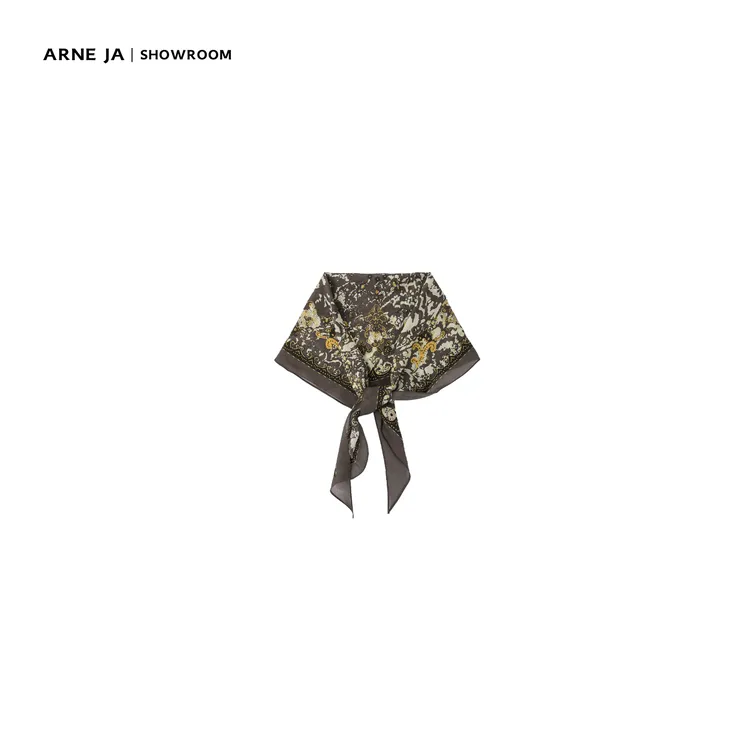 ARNE JA｜“新古典主义”复古灰棕调印花艺术桑蚕丝菱形巾AS067