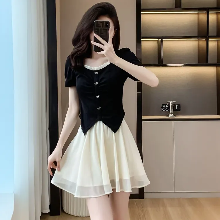 2025夏季新款气质法式小众上下两件套裙显瘦短袖套装女