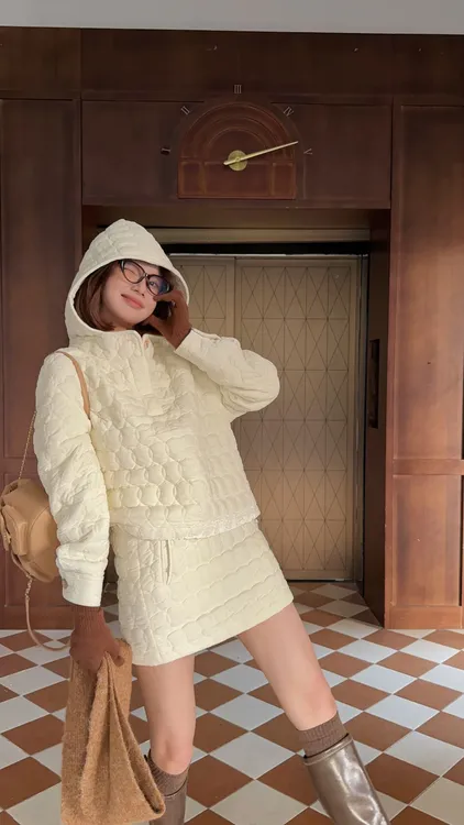 【芝士Cheese】林荫道欧尼 丝绒夹棉加厚时尚气质外套半裙