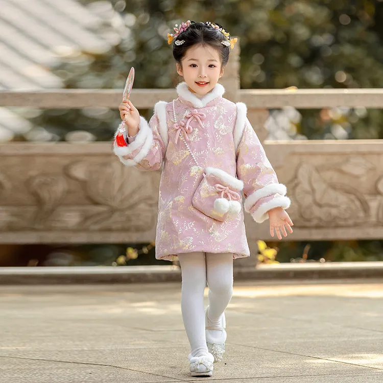女童中国风甜美可爱冬季古风新品粉蝴蝶加绒棉衣裙唐装拜年服