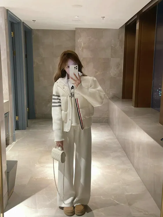 设计款假两件针织拼接棉服