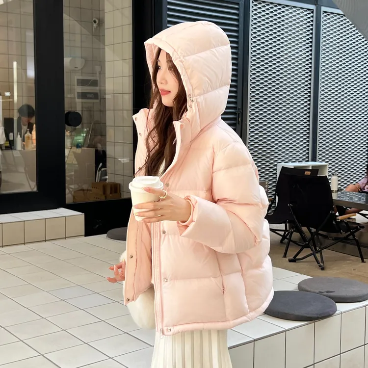 叁个黄95白鸭绒脱卸帽连帽羽绒服女短款2025冬季新款加厚修身显瘦