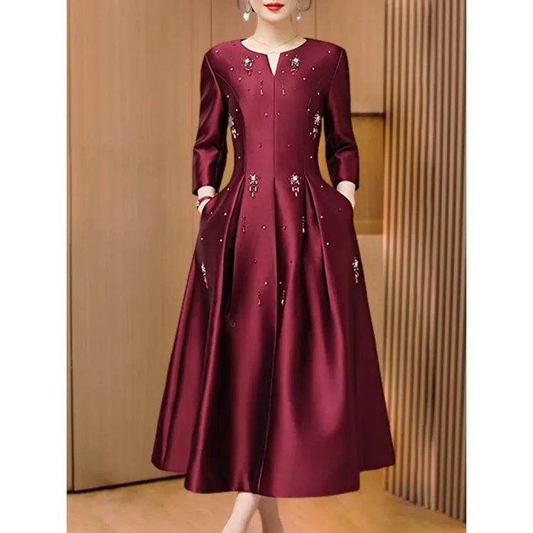 时尚精致收腰显瘦婚宴礼服连衣裙2025新款减龄百搭裙子秋季女