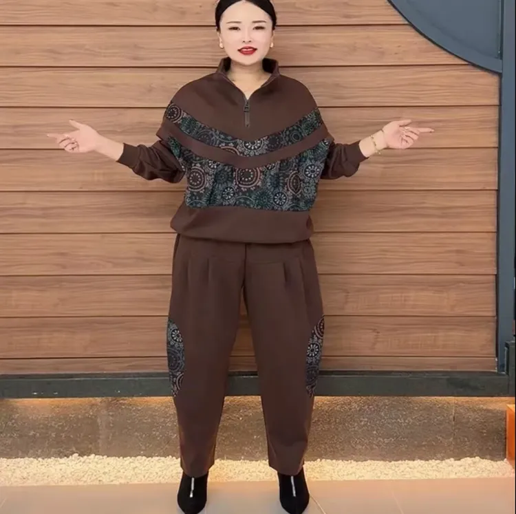 秋季网红新款时尚洋气休闲减龄拼接长袖半拉链哈伦妈妈气质套装