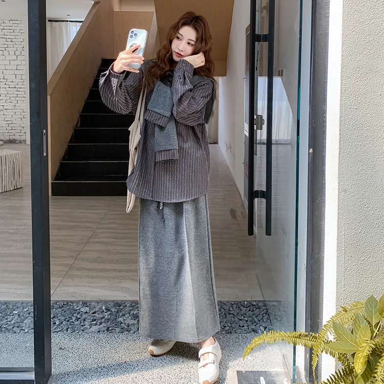 法式显瘦不规则条纹衬衫设计感小众上衣秋冬新款衬衣半身裙两件套
