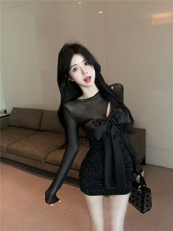 甜辣风性感网纱拼接连衣裙女设计感时尚气质紧身收腰显瘦包臀短裙