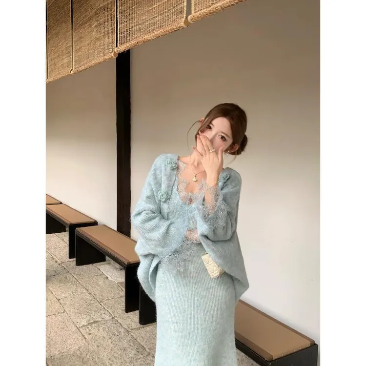 1155 秋冬法式甜美风蕾丝边玫瑰花针织开衫+蕾丝吊带裙套装