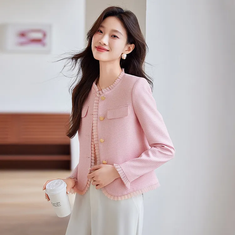 粉色小香风外套女2025新款春秋名媛气质短款小西装时尚木耳边上衣