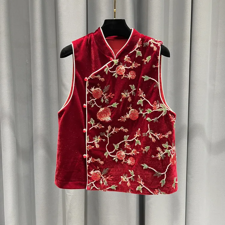 【小石榴】2026钉珠常规款立领薄款唐装无袖上衣马夹新中式