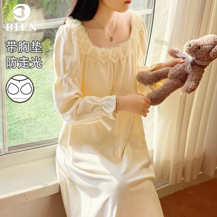 2025年新款海岛绒睡裙女秋冬季公主风宫廷家居服薄绒带胸垫可外穿