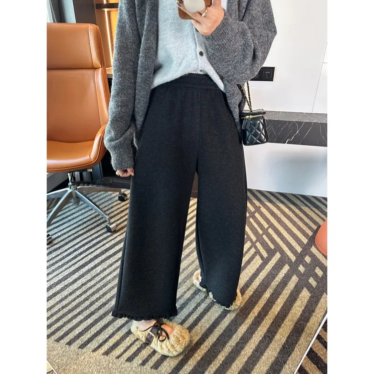 时髦灰色花边阔腿休闲裤女冬季厚绒新款梨形小个子宽松九分直筒裤