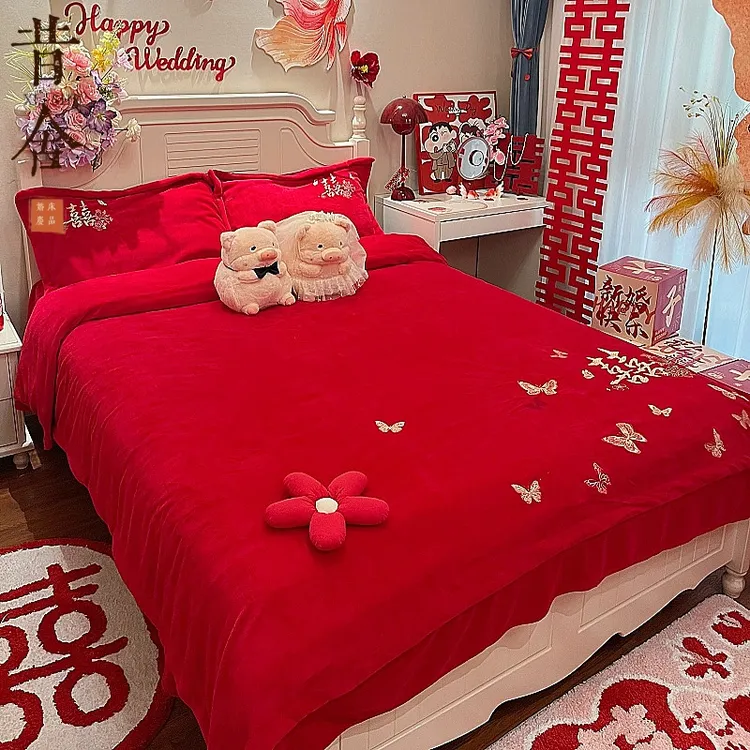 新中式冬季婚房布置加厚保暖牛奶绒四件套女方陪嫁大红色刺绣被套商品图