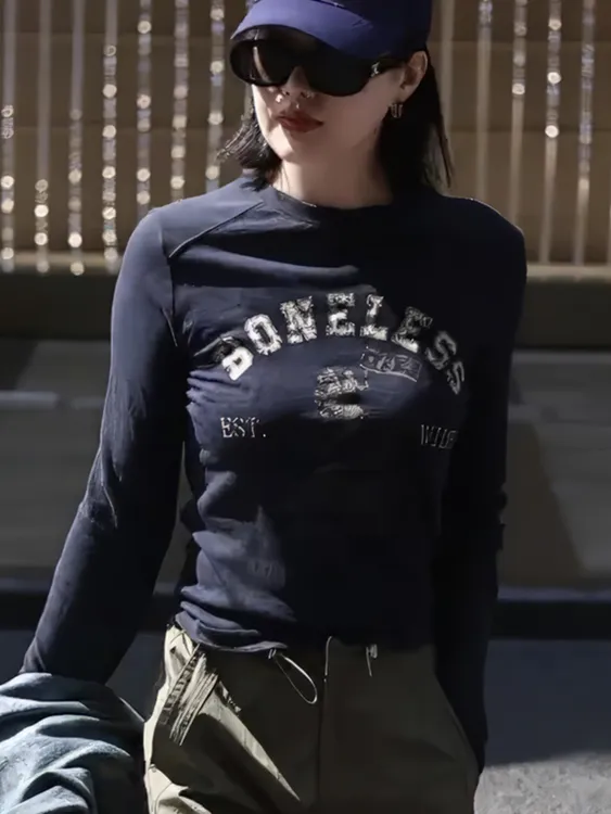 2025秋季新款美式复古圆领字母印花长袖T恤修身百搭藏青色上衣女