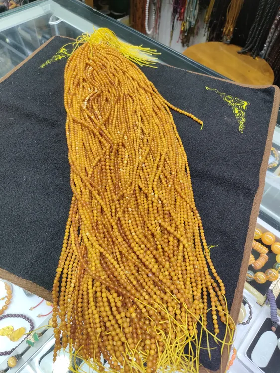 鸡油黄蜜蜡小米珠配串可用于DIY隔珠3mm-4mm