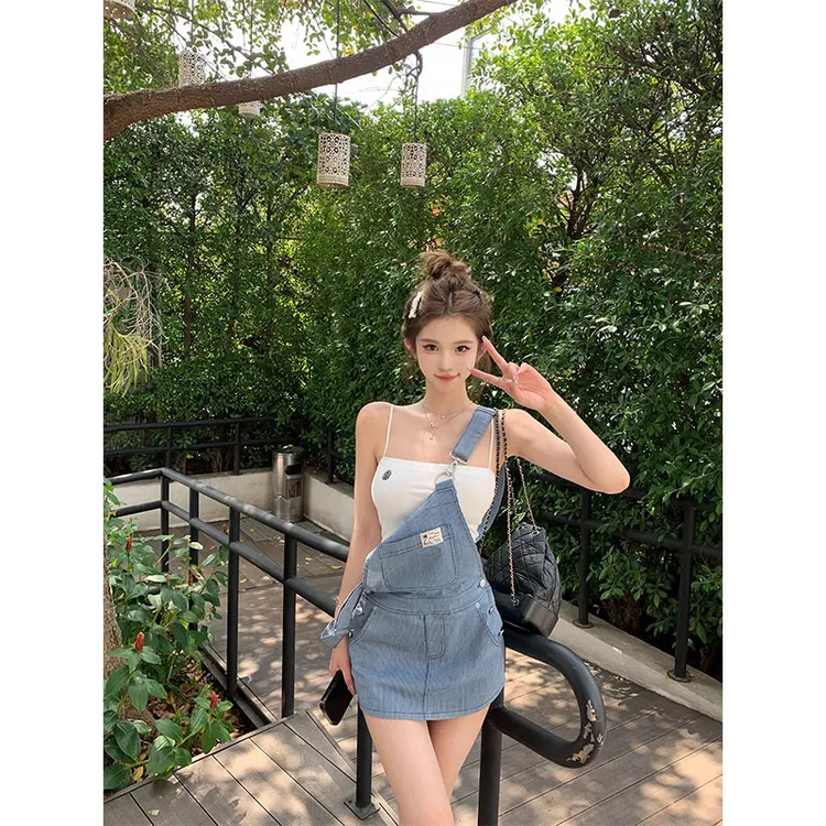 【半岛美学】学院风设计感修身内搭吊带背心上衣显瘦条纹背带裙裤女