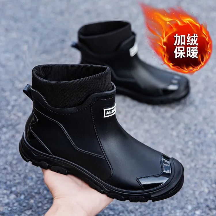 36-48码短筒雨鞋秋冬新款防滑水鞋耐磨胶鞋一体加绒保暖雨靴男女