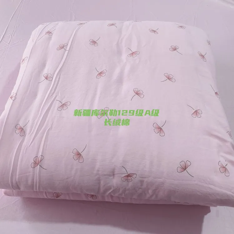 新疆棉花被芯，纯手工缝制新疆长绒棉花被被芯，轻巧贴身无压迫感