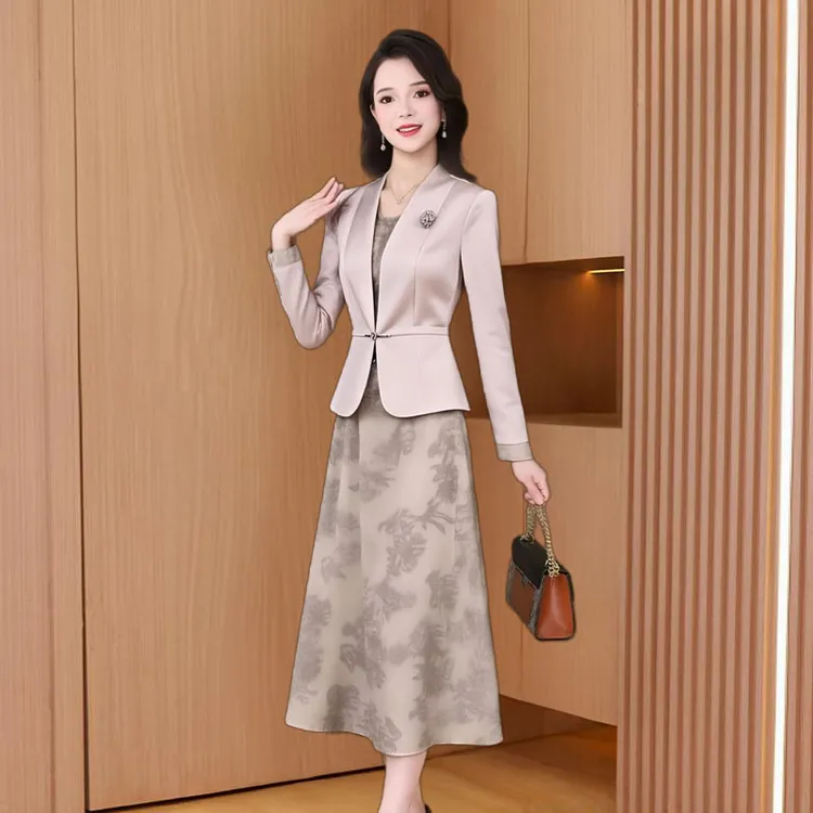 贵夫人重要场合套装连衣裙女2025早秋高级感喜婆婆婚宴礼服两件套