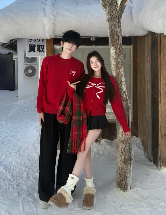 情侣装秋冬季红色毛衣小众设计感2025新款圣诞过年高级感针织开衫