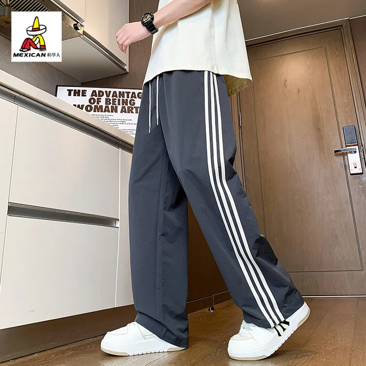 稻草人美式街头男款休闲裤潮牌爆款三条杠阔腿速干直筒工装长裤子