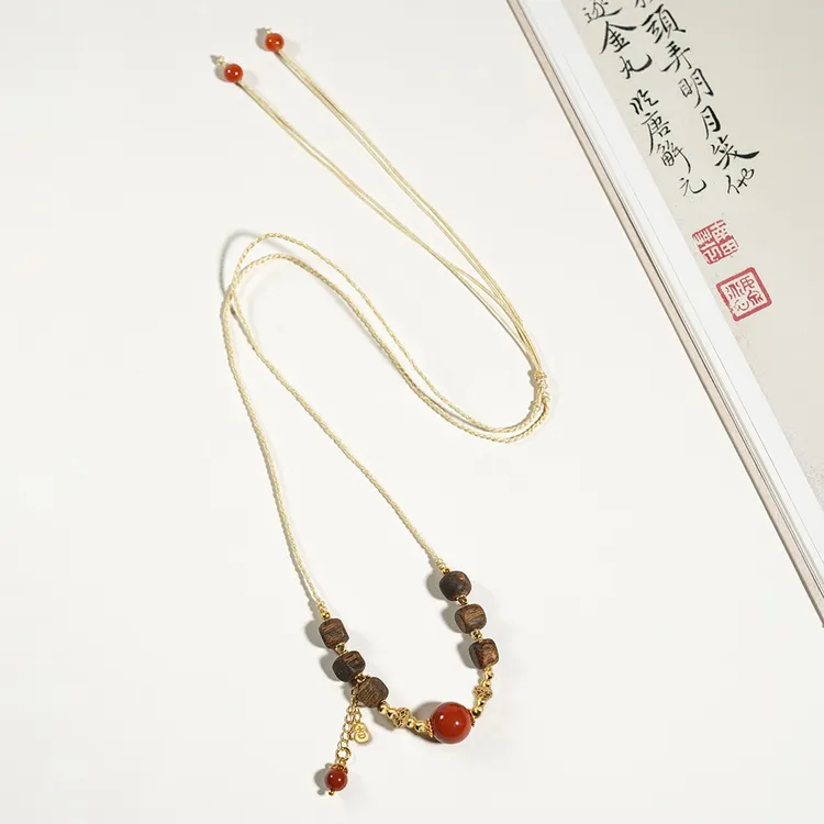 沉香奇楠沉香项链女小立方珠项链挂脖链万能链沉香木吊坠