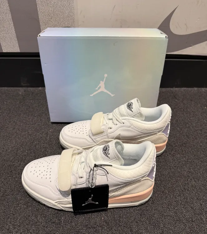 Air Jordan Legacy AJ312 耐克女款白粉蛇年限定篮球鞋官方正品