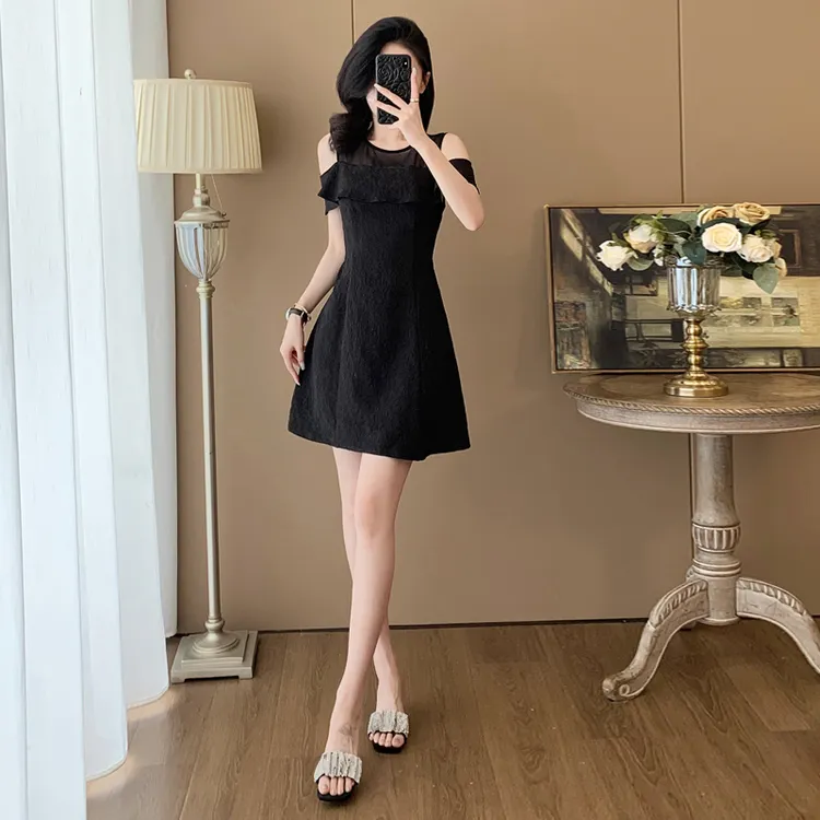 裙子女款爆款2025新款高级感知性风温婉大方洋气衣服女法式连衣裙